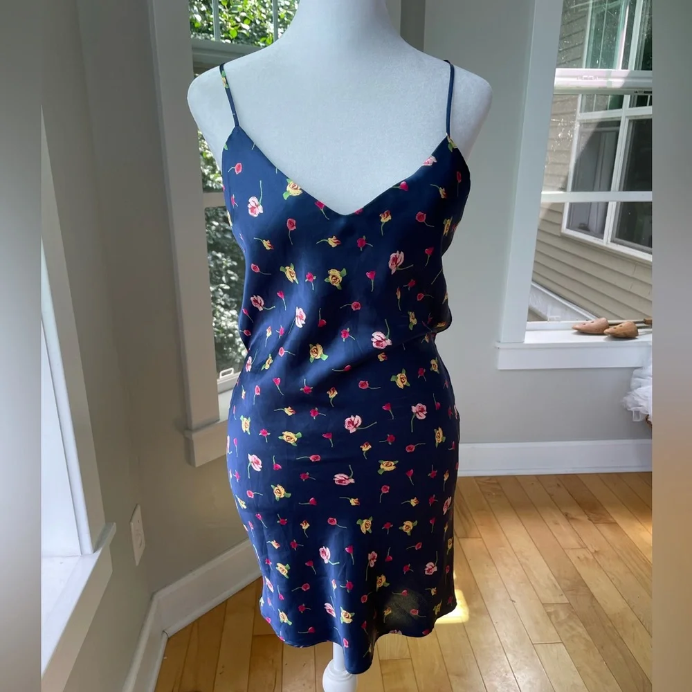 Victoria’s Secret Navy Floral Strappy Backless Slip Dress Size Small